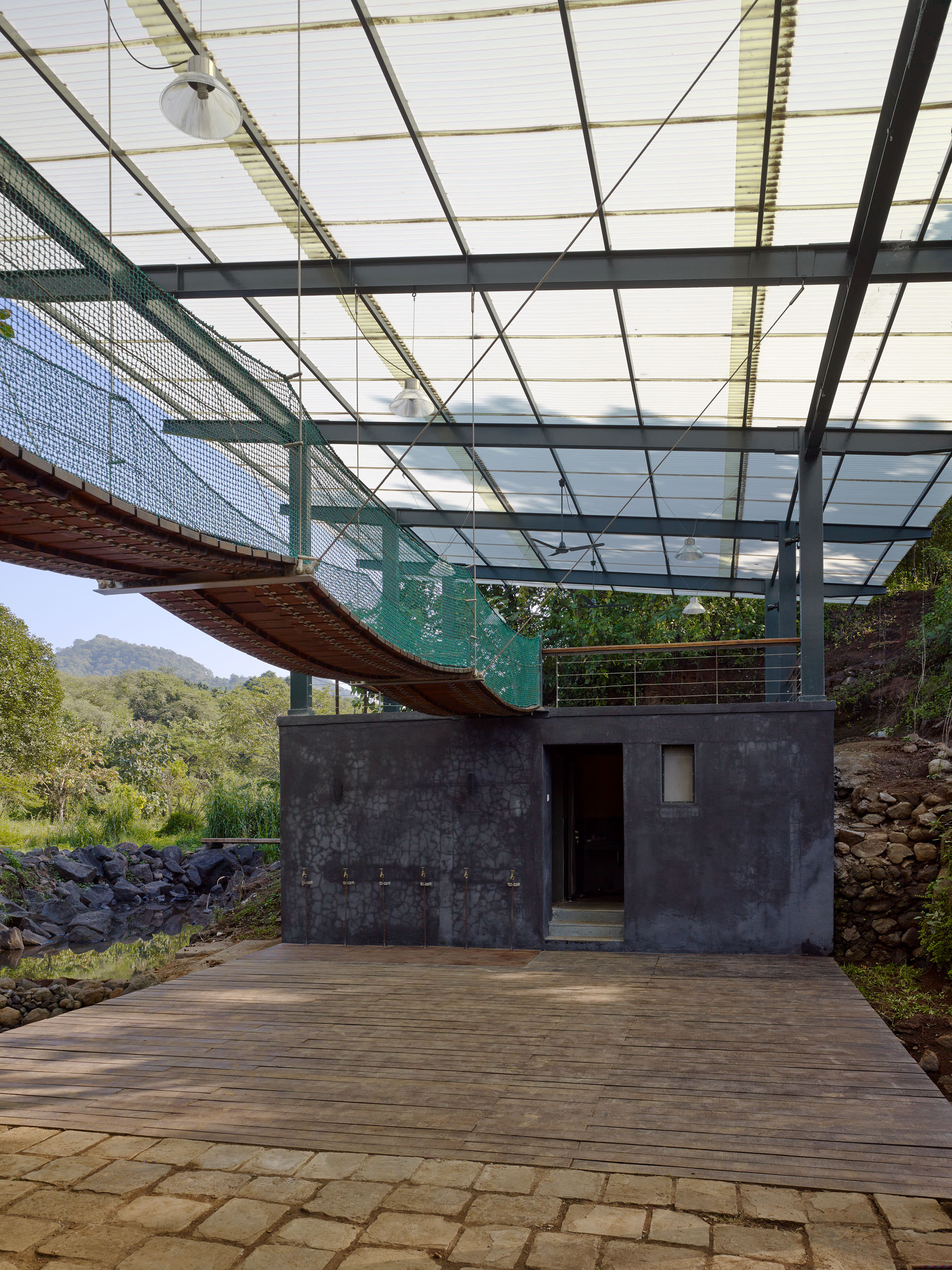 E13461 Alpa 040894 j2560